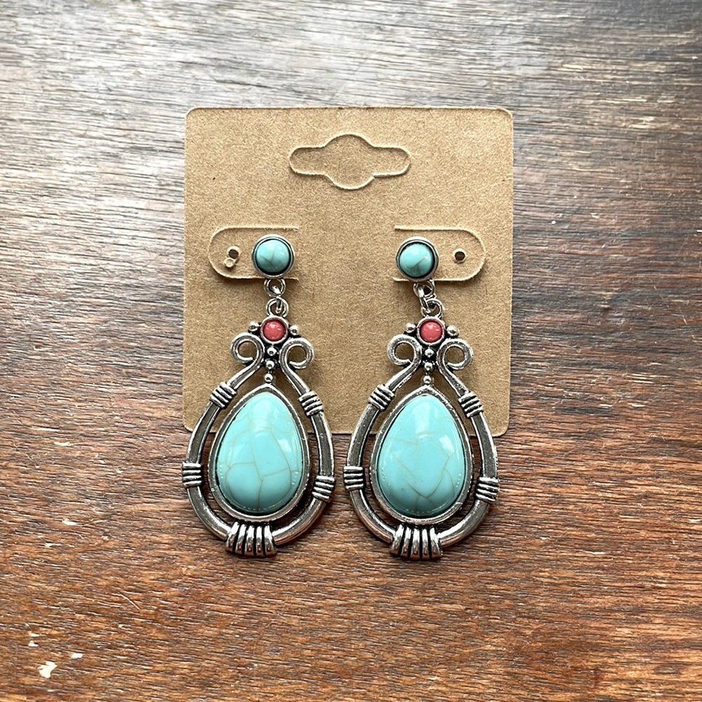 Turquoise Fashion Earrings